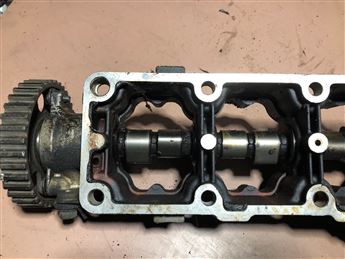 Opel Astra F Corsa B Vectra B 1.4-1.6 Eksantrik Mili Ve Yuvası (90411001)