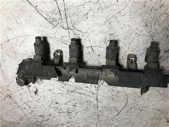 Opel Astra G Zafira 1.4-1.6 Enjektör Kütüğü 90559684a