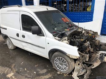 Opel Combo 1.7 TDI 2001-2005 Çıkma Sağ-Sol Çamurlu