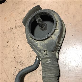 Opel Corsa B 1.2-1.4 Karbüratör Kepi Kutusu 90502872--2 (2)