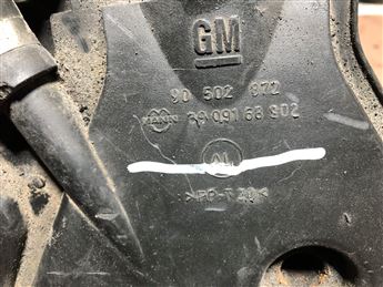 Opel Corsa B 1.2-1.4 Karbüratör Kepi Kutusu 90502872