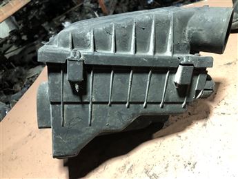 Opel Corsa B Hava Filtre Kutusu 90467666 Orjinal