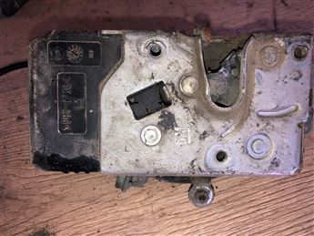 Opel Corsa C Combo C Sol Ön Kapı Kilidi (Orjinal)