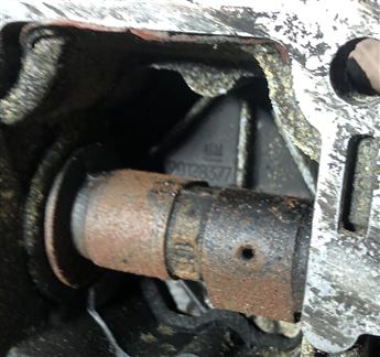 Opel Kadett Ascona Astra Vectra 1980-95 1.6-1.7 D Eksantrik Mili-Eksantrik Yuvası (2)