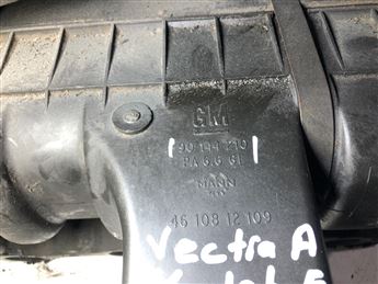 Opel Kadett E 1984–1993 Hava Filtre Kutusu  (90144210)