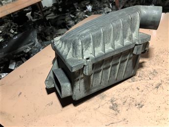 Opel Tigra Hava Filtre Kutusu 90470240