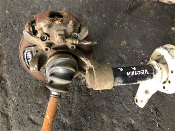 Opel Vectra A 1988-1995 Sağ Ön Taşıyıcı Disk Porya