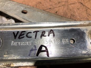 Opel Vectra A 1988-95 Sağ Ön Kapı Cam Krikosu 90356118-2 (2)