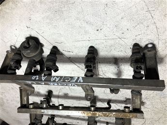 Opel Vectra A 2.0 Enjektör Kütüğü