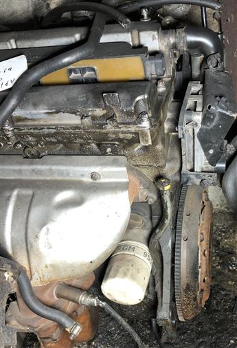 Opel Vectra B 1.6 16V 1996-2001 Emme ve Egzoz Manifoldu