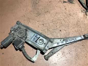 Opel Vectra B 1995-2002 Sağ Ön Kapı Cam Krikosu 09153596-90520226
