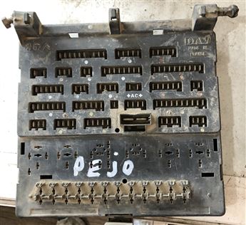 Peugeot 106 205 405 1990 Sigorta Kutusu