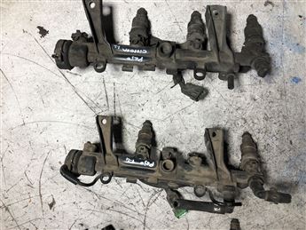 Peugeot 106 206 306 1.4 1995-2002 Enjektör Kütüğü 93008101