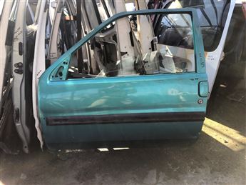 Peugeot 106 Hb (3 Kapı) 1991-2001 Çıkma Sol Kapı
