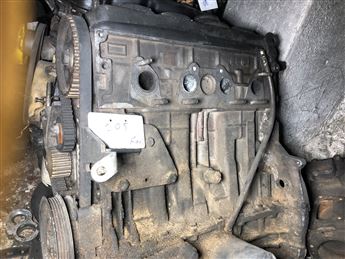 Peugeot 205 1.4 8V Komple Motor