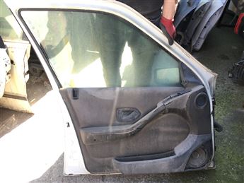 Peugeot 405 1988-1996 Sol Ön Kapı 