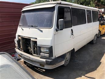 Peugeot Karsan J9 1995 Sol Ön Kapı