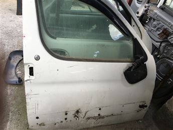 Peugeot Partner 1998-2008 Sağ Ön Kapı