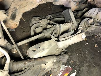 Peugeot Partner 2007-2012 Direksiyon Kutusu