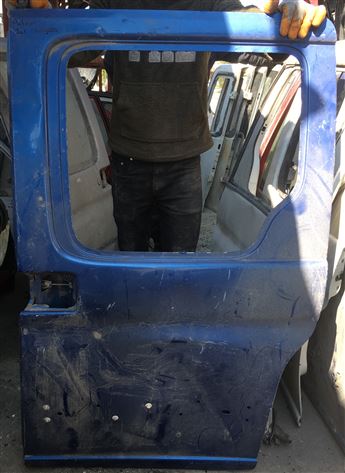 Peugeot Partner 2007-2012 Sol Sürgülü Kapı