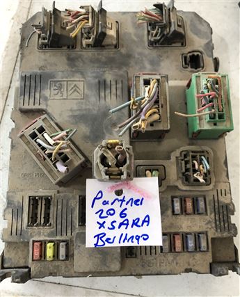 Peugeot Partner 206 Xsara Berlingo Sigorta Kutusu 9657999680