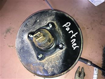 Peugeot Partner Berlingo 1.9 D Westinhause BOSCH 0204024282