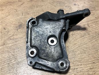 Peugeot Partner Berlingo 197-08 Motor Kulağı 96285843