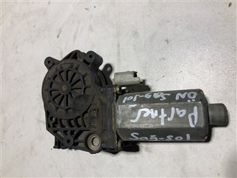 Peugeot Partner Berlingo 1996-08 Sağ Sol Ön Kapı Cam Kriko Motoru