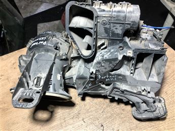Peugeot Partner Berlingo 1996-2008 Kalorifer Kutusu Kümbeti