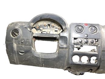 Peugeot Partner Berlingo 2003-2008 Göğüslük (2)