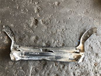 Peugeot Partner Berlingo 2003-2008 Ön Panel