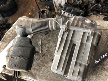 Peugeot Partner Hava Filtre Kutusu