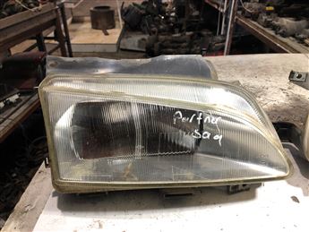 Peugeot Partner Sağ Far