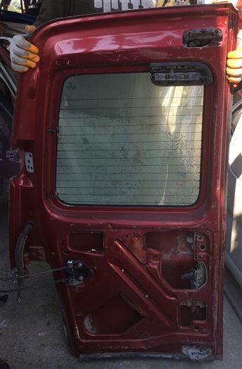 Peugeot Partner (Sağ Kanat) Çıkma Bagaj Kapağı