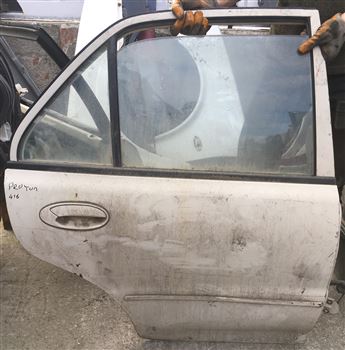 Proton 415 416 418 420 1996-2000 Sağ Arka Kapı