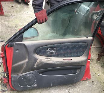 Proton 415 416 418 420 1996-2000 Sağ Ön Kapı