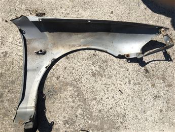 Proton 415 416 418 420 Sol Ön Çamurluk