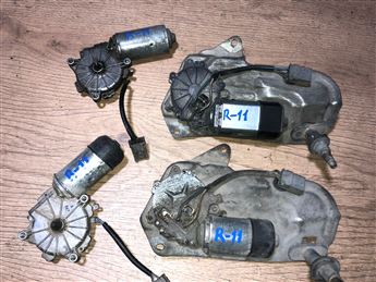 Renault 11 Arka Cam Silecek Motoru (5)