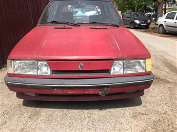 Renault 11 Flash S Ön Cam