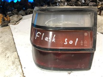 Renault 11 Flash Sol Stop Lambası (Lokal Çatlak Var)