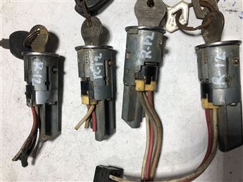 Renault 12 Anahtarlı Kontak