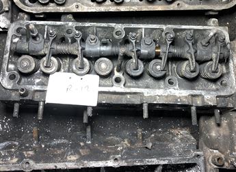 Renault 12 Çıkma Motor Silindir Kapağı