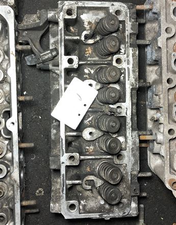 Renault 12 Çıkma Motor Silindir Kapağı