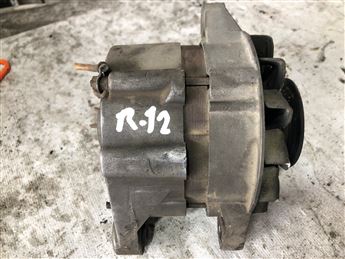Renault 12 Şarj Dinamosu
