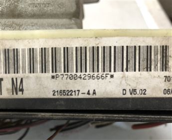 Renault 12 Toros Sigorta Panosu Kutusu (göğüslükte