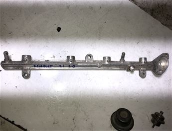 Renault 19-21 (1.9-2.0) Enjektör Kütüğü