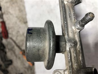 Renault 19-21 Yakıt Basınç Regülatörü 0280161206 Bosch