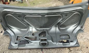 Renault 19 Çıkma Bagaj Kapağı