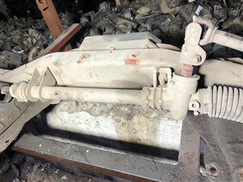 Renault 19 Motor Beşiği