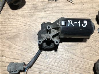 Renault 19 Ön Cam Silecek Motoru